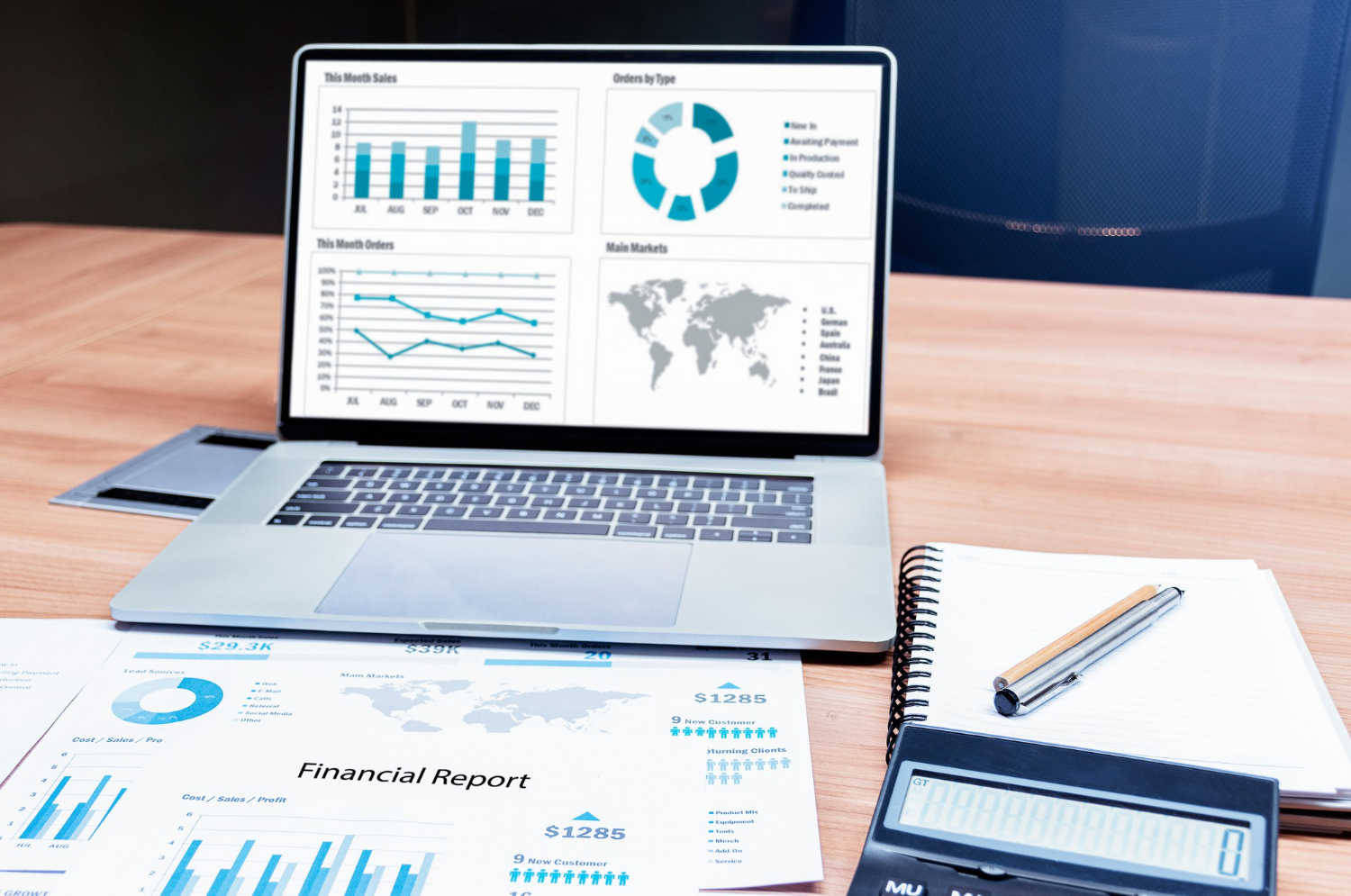 Vast Hive enables mid sized businesses in shipping, seafood and logistics industry to have better visibility in finance, operation and management reportings